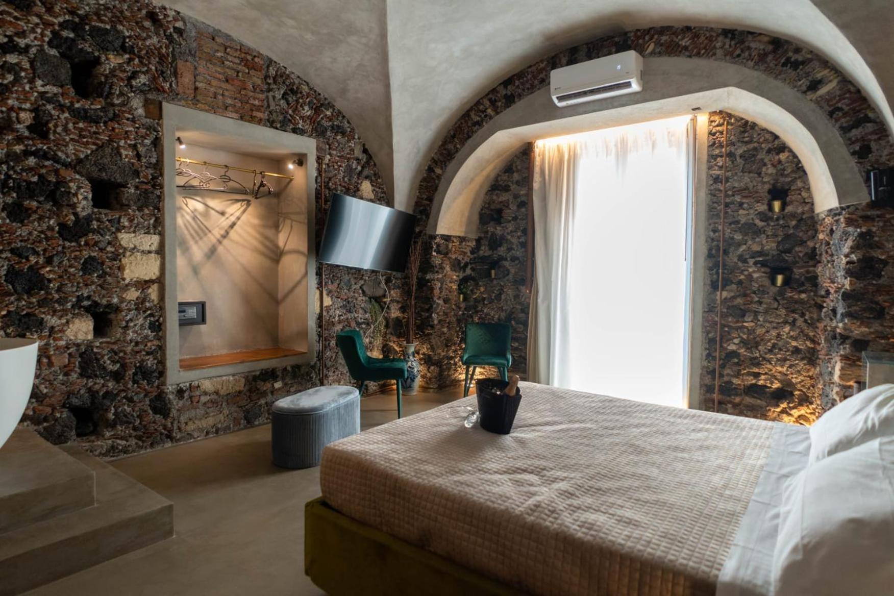 Charme Catania Central Suites Экстерьер фото