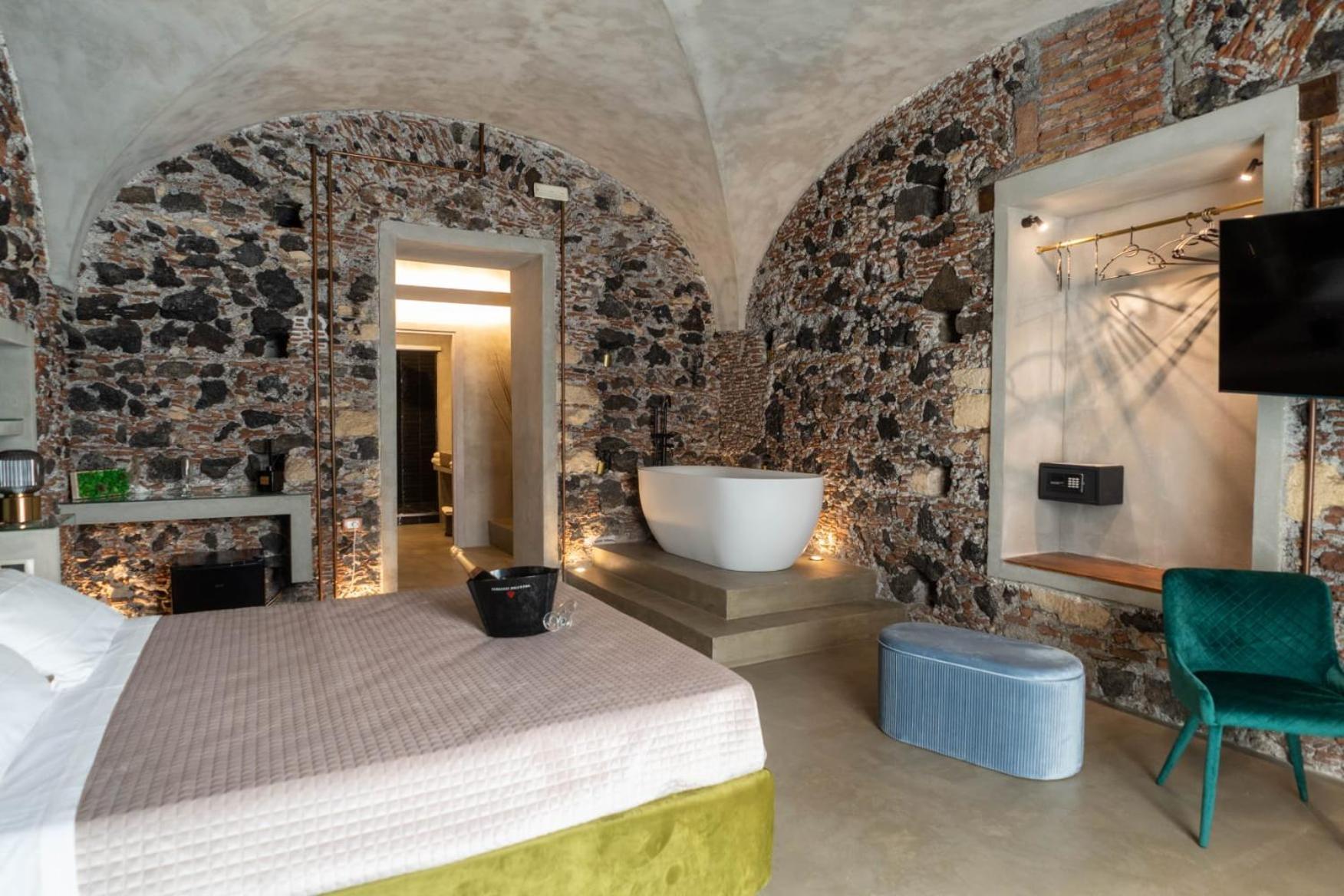 Charme Catania Central Suites Экстерьер фото