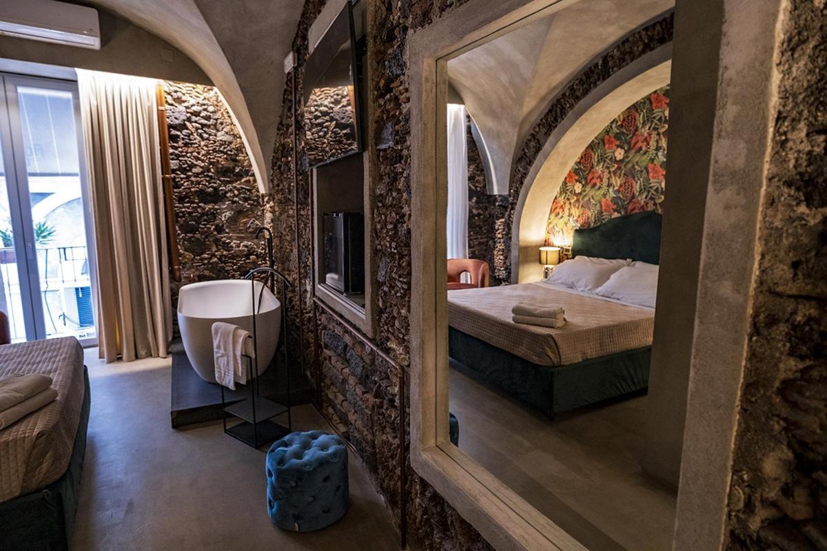 Charme Catania Central Suites Экстерьер фото