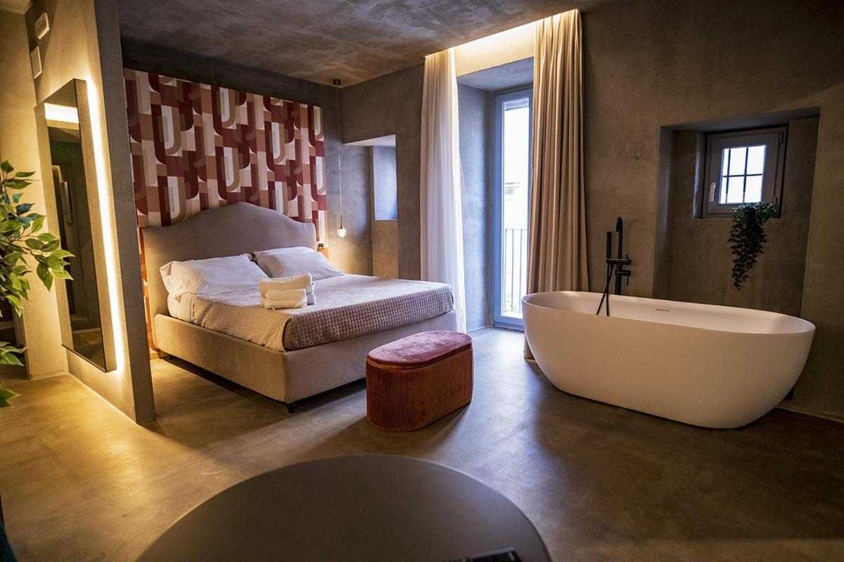 Charme Catania Central Suites Экстерьер фото