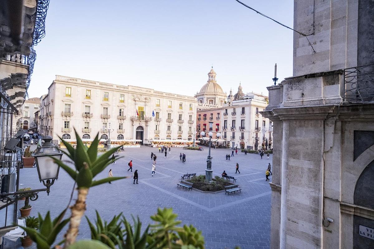Charme Catania Central Suites Экстерьер фото