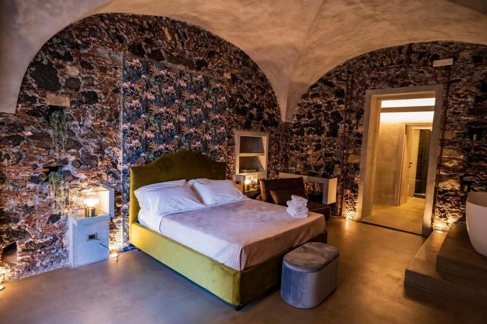 Charme Catania Central Suites Экстерьер фото