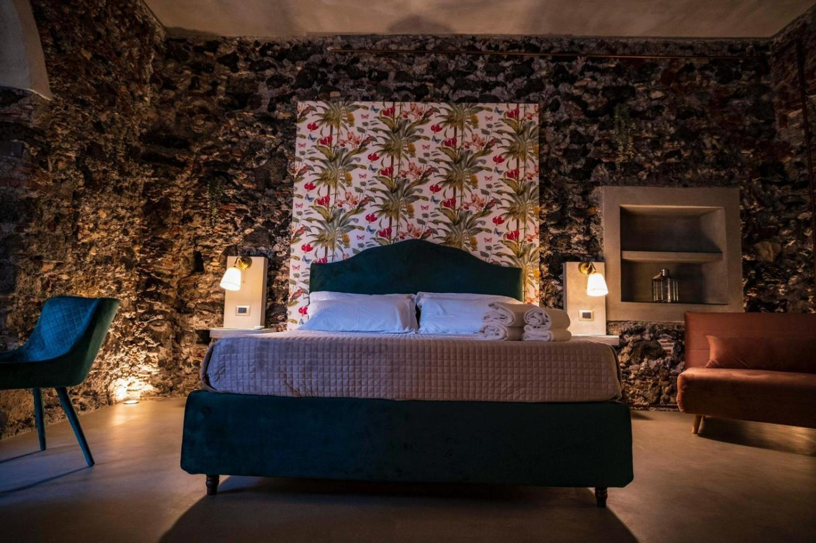 Charme Catania Central Suites Экстерьер фото
